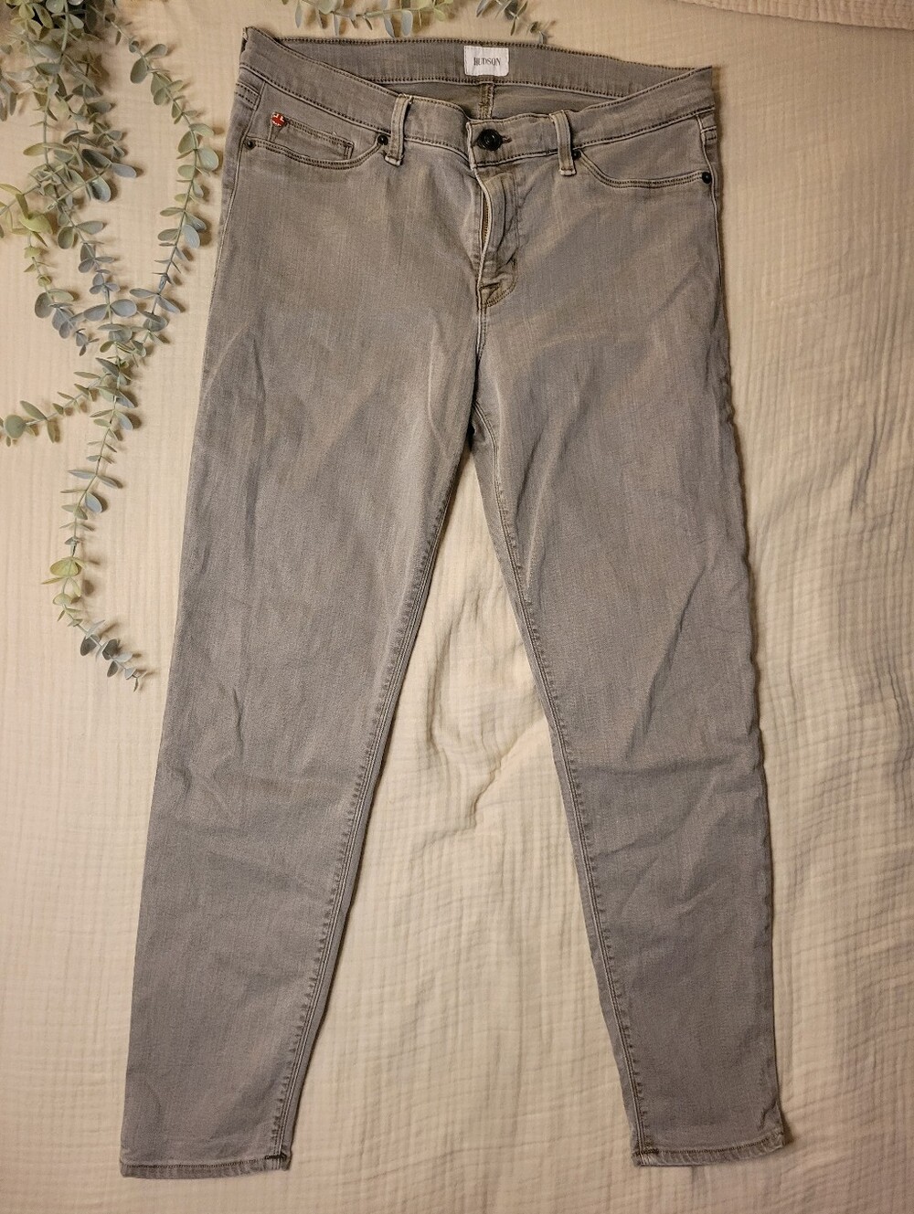 Hudson Krista Super Skinny Jeans Gray Stretch Denim Size 32